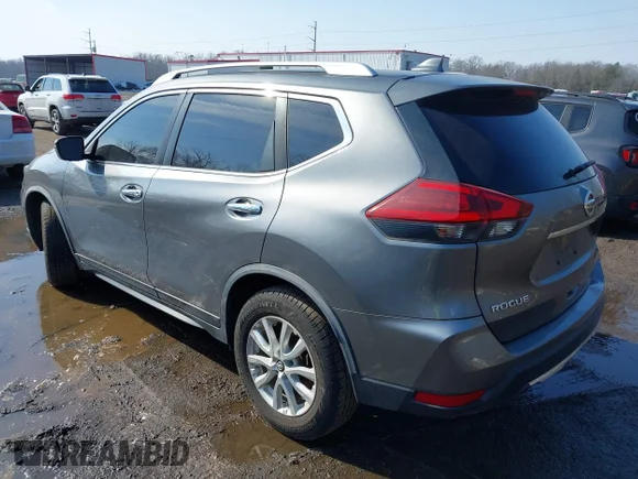 ✅ 2018 Nissan Rogue S • VIN: JN8AT2MT8JW450140 • Lot: 44343559. Wystawiony na IAAI z przebiegiem Nie podano. Bezpłatny archiwum sprzedaży aukcyjnych z USA i szczegółowy raport historii pojazdu na DreamBid. Zdjęcie 3.