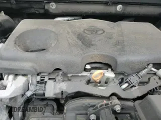 ✅ 2020 Toyota RAV4 XLE • VIN: 2T3P1RFV4LC090712 • Lot: 90375465. Listed on Copart with 97,517 mi. Free auction sales archive from the USA and detailed vehicle history report at DreamBid. Image 16.