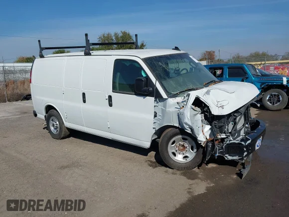 ✅ 2024 GMC Savana Cargo • VIN: 1GTZ7GFP6R1190247 • Lot: 44477561. Listed on IAAI with Not provided. Free auction sales archive from the USA and detailed vehicle history report at DreamBid. Image 1.