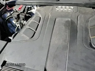 ✅ 2019 Audi Q7 Prestige • VIN: WA1VAAF71KD008899 • Lot: 93056505. Wystawiony na Copart z przebiegiem 129 567 mil. Bezpłatny archiwum sprzedaży aukcyjnych z USA i szczegółowy raport historii pojazdu na DreamBid. Zdjęcie 14.