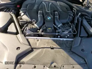 ✅ 2018 BMW 5 Series M550i xDrive • VIN: WBAJB9C57JG463818 • Лот: 86098125. Опубликован ранее на Copart с пробегом 62 356 миль. Бесплатный доступ к архиву аукционных продаж из США и подробный отчёт об истории автомобиля на DreamBid. Изображение 13.