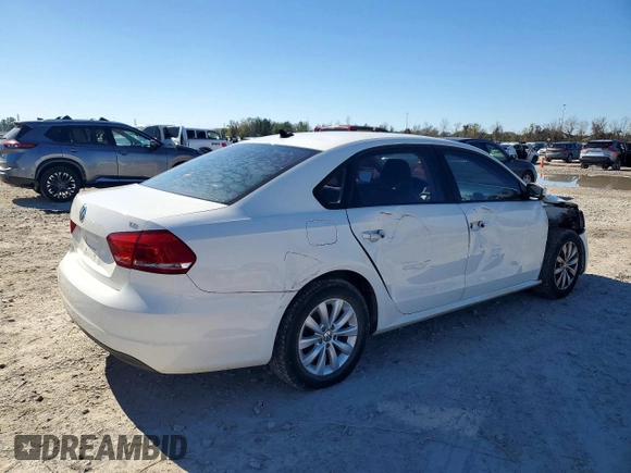 ✅ 2014 Volkswagen Passat S • VIN: 1VWAS7A39EC115506 • Lot: 73473735. Wystawiony na Copart z przebiegiem 123 837 mil. Bezpłatny archiwum sprzedaży aukcyjnych z USA i szczegółowy raport historii pojazdu na DreamBid. Zdjęcie 3.