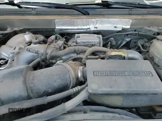 2017 Chevrolet Silverado 2500HD High Country с VIN 1GC1KXEY4HF160087, выставлен на аукционе Copart как лот 57040825 с пробегом 86 926 миль миль и Списание • Salvage title. История ставок и продаж доступна на DreamBid. Изображение 14.