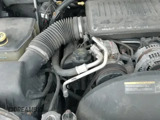 ✅ 2006 Jeep Commander • VIN: 1J8HG48N66C210706 • Лот: 41874554. Опубликован ранее на IAAI с пробегом 139 823 миль. Бесплатный доступ к архиву аукционных продаж из США и подробный отчёт об истории автомобиля на DreamBid. Изображение 12.