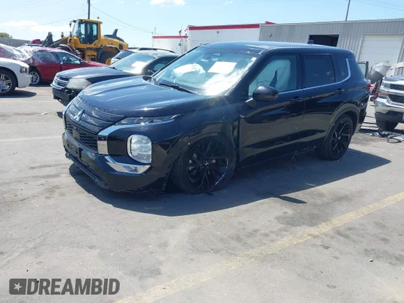 ✅ 2023 Mitsubishi Outlander SE • VIN: JA4J4UA83PZ041047 • Lot: 42166458. Wystawiony na IAAI z przebiegiem 30 479 mil. Bezpłatny archiwum sprzedaży aukcyjnych z USA i szczegółowy raport historii pojazdu na DreamBid. Zdjęcie 2.