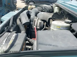 ✅ 2007 Hummer H2 SUV • VIN: 5GRGN23U17H102931 • Лот: 42262922. Опубликован ранее на IAAI с пробегом 299 804 миль. Бесплатный доступ к архиву аукционных продаж из США и подробный отчёт об истории автомобиля на DreamBid. Изображение 19.