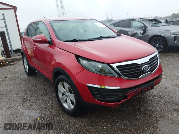 ✅ 2012 Kia Sportage LX • VIN: KNDPB3A2XC7267510 • Лот: 45133053. Опубліковано раніше на IAAI з пробігом 139 061 миль. Безкоштовний доступ до архіву аукціонних продажів зі США та докладний звіт про історію автомобіля на DreamBid. Зображення 1.
