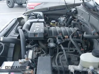 ✅ 2006 Toyota Tundra • VIN: 5TBKT42186S474306 • Lot: 43738607. Wystawiony na IAAI z przebiegiem 185 151 mil. Bezpłatny archiwum sprzedaży aukcyjnych z USA i szczegółowy raport historii pojazdu na DreamBid. Zdjęcie 13.