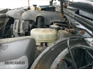 ✅ 2007 GMC Sierra 1500 SLE1 • VIN: 2GTEK13Z571172488 • Lot: 41397393. Listed on IAAI with 261,146 mi. Free auction sales archive from the USA and detailed vehicle history report at DreamBid. Image 19.