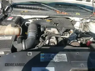 ✅ 2005 GMC Sierra 1500 • VIN: 1GTHC23275F938231 • Лот: 85245654. Опубликован ранее на Copart с пробегом 131 868 миль. Бесплатный доступ к архиву аукционных продаж из США и подробный отчёт об истории автомобиля на DreamBid. Изображение 13.