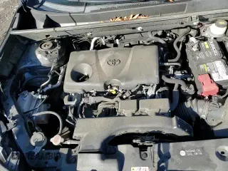 ✅ 2019 Toyota RAV4 LE • VIN: JTMF1RFV0KD504378 • Лот: 93947945. Опубликован ранее на Copart с пробегом 103 722 миль. Бесплатный доступ к архиву аукционных продаж из США и подробный отчёт об истории автомобиля на DreamBid. Изображение 16.