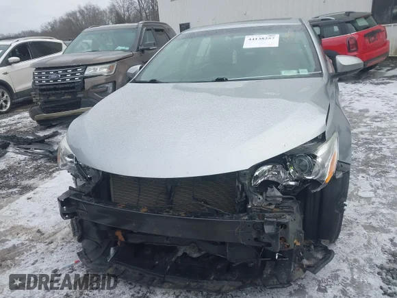 ✅ 2017 Toyota Camry SE • VIN: 4T1BF1FK1HU679959 • Lot: 44138257. Wystawiony na IAAI z przebiegiem 120 272 mil. Bezpłatny archiwum sprzedaży aukcyjnych z USA i szczegółowy raport historii pojazdu na DreamBid. Zdjęcie 6.
