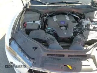 ✅ 2018 Maserati Levante S GranSport • VIN: ZN661YUS7JX268861 • Лот: 88175995. Опубликован ранее на Copart с пробегом 41 748 миль. Бесплатный доступ к архиву аукционных продаж из США и подробный отчёт об истории автомобиля на DreamBid. Изображение 14.