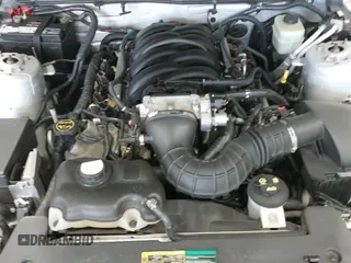 ✅ 2007 Ford Mustang GT Deluxe • VIN: 1ZVHT82H375202613 • Lot: 43058424. Wystawiony na IAAI z przebiegiem 95 443 mil. Bezpłatny archiwum sprzedaży aukcyjnych z USA i szczegółowy raport historii pojazdu na DreamBid. Zdjęcie 19.