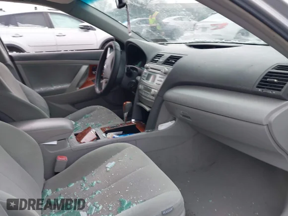 ✅ 2009 Toyota Camry LE • VIN: 4T4BE46K29R128306 • Lot: 44054218. Wystawiony na IAAI z przebiegiem 145 233 mil. Bezpłatny archiwum sprzedaży aukcyjnych z USA i szczegółowy raport historii pojazdu na DreamBid. Zdjęcie 5.