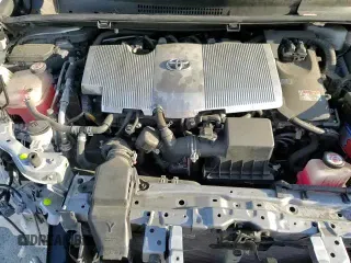 ✅ 2019 Toyota Prius XLE • VIN: JTDL9RFU9K3003529 • Lot: 92489265. Listed on Copart with 84,256 mi. Free auction sales archive from the USA and detailed vehicle history report at DreamBid. Image 16.