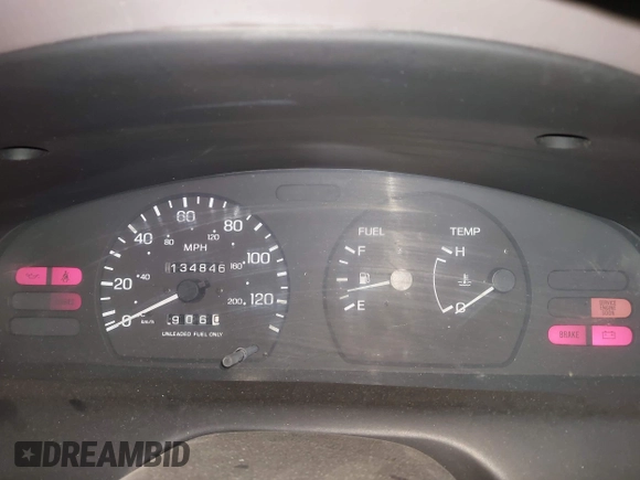 ✅ 1997 Nissan Sentra XE • VIN: 1N4AB41DXVC757264 • Lot: 44332202. Wystawiony na IAAI z przebiegiem 134 846 mil. Bezpłatny archiwum sprzedaży aukcyjnych z USA i szczegółowy raport historii pojazdu na DreamBid. Zdjęcie 7.