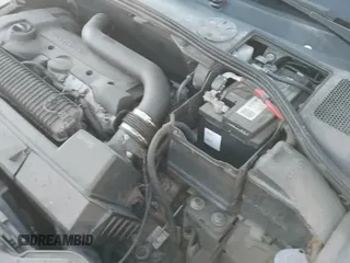 ✅ 2014 Volvo S60 T5 • VIN: YV1612FSXE2281953 • Lot: 43539785. Wystawiony na IAAI z przebiegiem 120 980 mil. Bezpłatny archiwum sprzedaży aukcyjnych z USA i szczegółowy raport historii pojazdu na DreamBid. Zdjęcie 12.