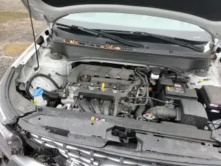 2023 Hyundai Venue Limited с VIN KMHRC8A31PU246317, выставлен на аукционе Copart как лот 80484215 с пробегом 24 357 миль миль и Списание • Salvage title. История ставок и продаж доступна на DreamBid. Изображение 13.