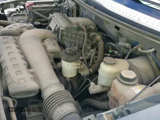 ✅ 2005 Ford F-150 XLT • VIN: 1FTPW12525KB81531 • Лот: 43305582. Опубликован ранее на IAAI с пробегом 337 490 миль. Бесплатный доступ к архиву аукционных продаж из США и подробный отчёт об истории автомобиля на DreamBid. Изображение 18.