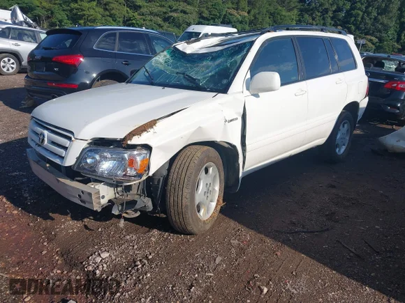 ✅ 2006 Toyota Highlander w/3rd Row • VIN: JTEDP21A660102634 • Лот: 45322251. Опубліковано раніше на IAAI з пробігом 221 972 миль. Безкоштовний доступ до архіву аукціонних продажів зі США та докладний звіт про історію автомобіля на DreamBid. Зображення 2.