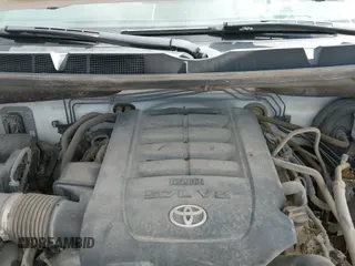 ✅ 2016 Toyota Tundra Limited • VIN: 5TFHW5F16GX545569 • Lot: 43063948. Listed on IAAI with 241,622 mi. Free auction sales archive from the USA and detailed vehicle history report at DreamBid. Image 19.