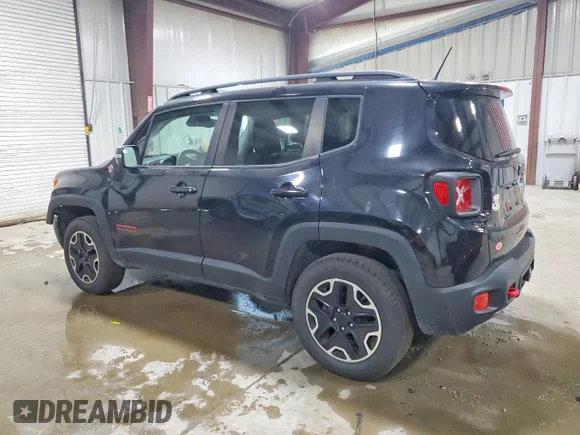 ✅ 2016 Jeep Renegade Trailhawk • VIN: ZACCJBCT3GPD17660 • Lot: 56130316. Wystawiony na Copart z przebiegiem 98 540 mil. Bezpłatny archiwum sprzedaży aukcyjnych z USA i szczegółowy raport historii pojazdu na DreamBid. Zdjęcie 2.