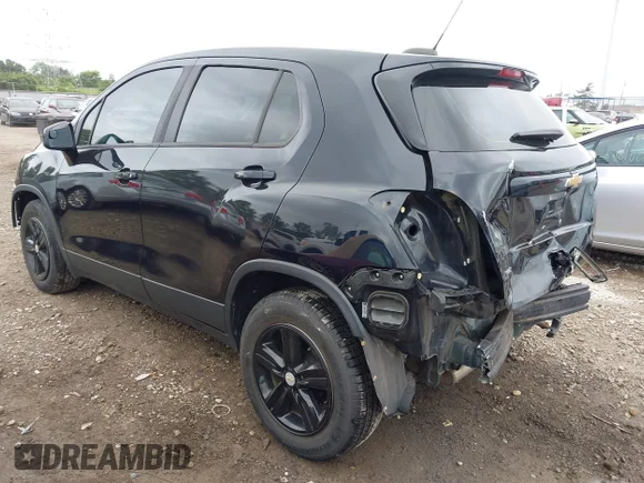 ✅ 2021 Chevrolet Trax LS • VIN: KL7CJKSB9MB312328 • Lot: 45292995. Listed on IAAI with 52,820 mi. Free auction sales archive from the USA and detailed vehicle history report at DreamBid. Image 3.