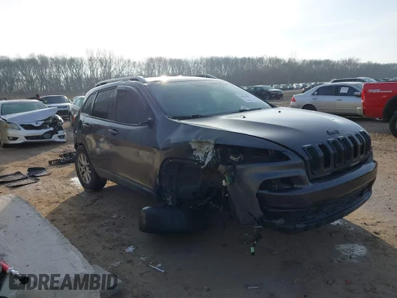 ✅ 2015 Jeep Cherokee Latitude • VIN: 1C4PJMCB6FW784674 • Лот: 45225161. Опубліковано раніше на IAAI з пробігом 193 461 миль. Безкоштовний доступ до архіву аукціонних продажів зі США та докладний звіт про історію автомобіля на DreamBid. Зображення 1.