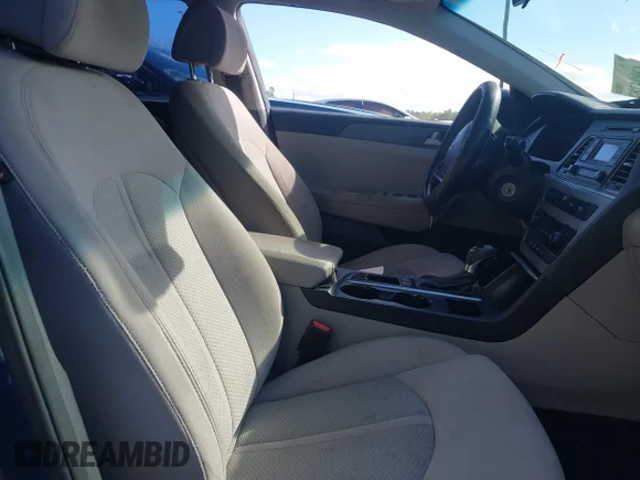 ✅ 2017 Hyundai Sonata 2.4L • VIN: 5NPE24AF8HH486100 • Lot: 43994282. Wystawiony na IAAI z przebiegiem 158 042 mil. Bezpłatny archiwum sprzedaży aukcyjnych z USA i szczegółowy raport historii pojazdu na DreamBid. Zdjęcie 5.