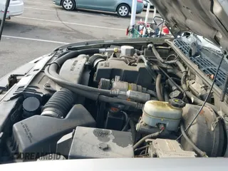 ✅ 2001 Chevrolet S-10 LS • VIN: 1GCCS19571K141956 • Лот: 41520093. Опубликован ранее на IAAI с пробегом 110 098 миль. Бесплатный доступ к архиву аукционных продаж из США и подробный отчёт об истории автомобиля на DreamBid. Изображение 12.