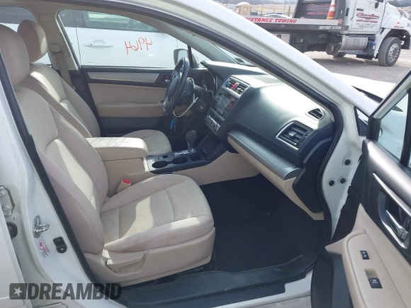 ✅ 2015 Subaru Legacy Premium • VIN: 4S3BNAD6XF3006300 • Lot: 44194964. Wystawiony na IAAI z przebiegiem 181 546 mil. Bezpłatny archiwum sprzedaży aukcyjnych z USA i szczegółowy raport historii pojazdu na DreamBid. Zdjęcie 5.