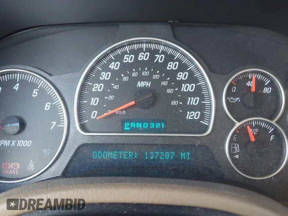 ✅ 2002 GMC Envoy SLT • VIN: 1GKDT13S622275931 • Lot: 43077537. Wystawiony na IAAI z przebiegiem 137 207 mil. Bezpłatny archiwum sprzedaży aukcyjnych z USA i szczegółowy raport historii pojazdu na DreamBid. Zdjęcie 7.