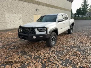 ✅ 2023 Toyota Tacoma TRD Off Road • VIN: 3TMCZ5AN2PM618731 • Lot: 93970355. Listed on Copart with 10,376 mi. Free auction sales archive from the USA and detailed vehicle history report at DreamBid. Image 11.