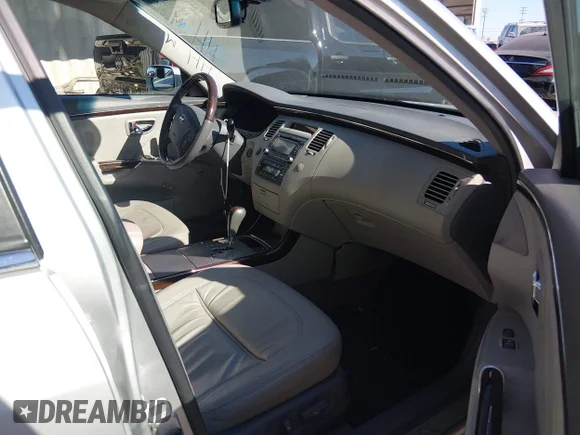 ✅ 2009 Hyundai Azera Limited • VIN: KMHFC46F59A343071 • Лот: 44662764. Опубліковано раніше на IAAI з пробігом 117 356 миль. Безкоштовний доступ до архіву аукціонних продажів зі США та докладний звіт про історію автомобіля на DreamBid. Зображення 5.