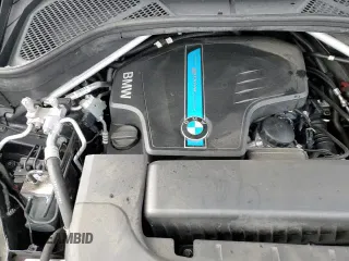 ✅ 2018 BMW X5 xDrive40e • VIN: 5UXKT0C56J0W00528 • Lot: 94754885. Wystawiony na Copart z przebiegiem 128 145 mil. Bezpłatny archiwum sprzedaży aukcyjnych z USA i szczegółowy raport historii pojazdu na DreamBid. Zdjęcie 14.