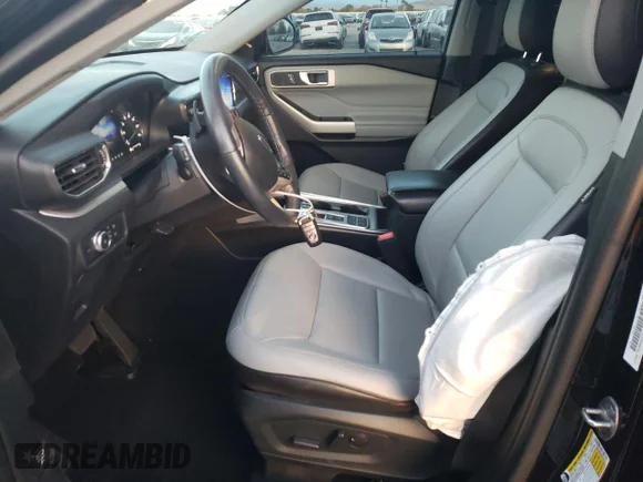 ✅ 2021 Ford Explorer XLT • VIN: 1FMSK7DH8MGA33574 • Лот: 69617752. Опубликован ранее на Copart с пробегом 27 565 миль. Бесплатный доступ к архиву аукционных продаж из США и подробный отчёт об истории автомобиля на DreamBid. Изображение 7.