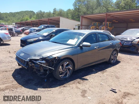 ✅ 2025 Hyundai Elantra Limited • VIN: KMHLP4DG1SU863341 • Lot: 45115972. Wystawiony na IAAI z przebiegiem 16 571 mil. Bezpłatny archiwum sprzedaży aukcyjnych z USA i szczegółowy raport historii pojazdu na DreamBid. Zdjęcie 2.