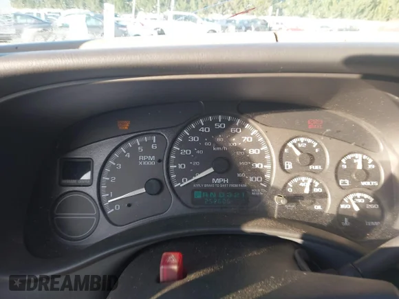 ✅ 2002 Chevrolet Avalanche • VIN: 3GNEK13T32G218919 • Lot: 44344283. Wystawiony na IAAI z przebiegiem 252 605 mil. Bezpłatny archiwum sprzedaży aukcyjnych z USA i szczegółowy raport historii pojazdu na DreamBid. Zdjęcie 7.