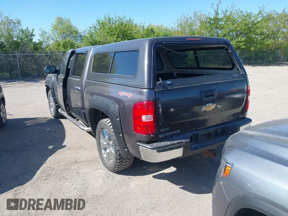 ✅ 2010 Chevrolet Silverado 1500 • VIN: 3GCRKSE29AG251426 • Lot: 45035654. Wystawiony na IAAI z przebiegiem 192 080 mil. Bezpłatny archiwum sprzedaży aukcyjnych z USA i szczegółowy raport historii pojazdu na DreamBid. Zdjęcie 3.