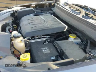 ✅ 2019 Jeep Cherokee Latitude Plus • VIN: 1C4PJMLX3KD135495 • Lot: 42760907. Listed on IAAI with 72,184 mi. Free auction sales archive from the USA and detailed vehicle history report at DreamBid. Image 20.