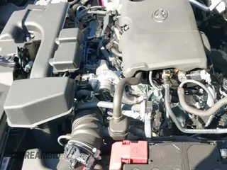 ✅ 2025 Toyota RAV4 XLE • VIN: 2T3W1RFV4SW401502 • Lot: 43541328. Listed on IAAI with 2,238 mi. Free auction sales archive from the USA and detailed vehicle history report at DreamBid. Image 19.