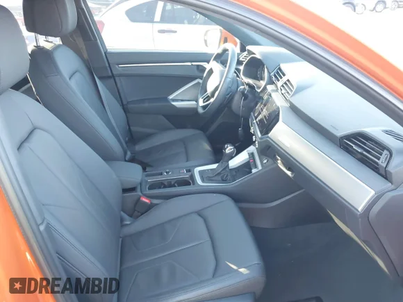 ✅ 2024 Audi Q3 S line Premium • VIN: WA1DECF37R1071073 • Лот: 41073543. Опубліковано раніше на IAAI з пробігом 8 370 миль. Безкоштовний доступ до архіву аукціонних продажів зі США та докладний звіт про історію автомобіля на DreamBid. Зображення 5.