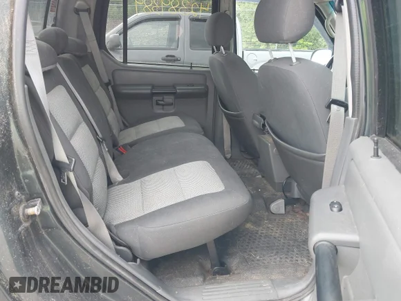 ✅ 2004 Ford Explorer Sport Trac XLS • VIN: 1FMZU77K54UB85748 • Lot: 42389389. Wystawiony na IAAI z przebiegiem 161 730 mil. Bezpłatny archiwum sprzedaży aukcyjnych z USA i szczegółowy raport historii pojazdu na DreamBid. Zdjęcie 8.