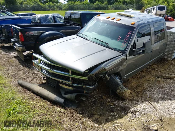 ✅ 1997 Chevrolet Silverado 3500 • VIN: 1GCHK33J0VF046449 • Lot: 45191241. Wystawiony na IAAI z przebiegiem 143 421 mil. Bezpłatny archiwum sprzedaży aukcyjnych z USA i szczegółowy raport historii pojazdu na DreamBid. Zdjęcie 10.
