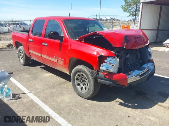 ✅ 2010 Chevrolet Silverado 1500 LT • VIN: 3GCRCSEA7AG122735 • Lot: 44599348. Listed on IAAI with 177,951 mi. Free auction sales archive from the USA and detailed vehicle history report at DreamBid. Image 1.