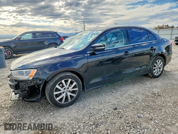 ✅ 2013 Volkswagen Jetta SE • VIN: 3VWBX7AJ3DM431355 • Lot: 52862456. Listed on Copart with 128,454 mi. Free auction sales archive from the USA and detailed vehicle history report at DreamBid. Image 1.