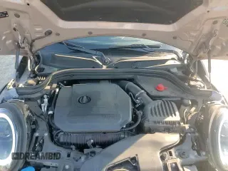 ✅ 2024 MINI Hardtop 4 Door Cooper S • VIN: WMW53DK03R2V44170 • Lot: 46903425. Wystawiony na Copart z przebiegiem 27 930 mil. Bezpłatny archiwum sprzedaży aukcyjnych z USA i szczegółowy raport historii pojazdu na DreamBid. Zdjęcie 13.