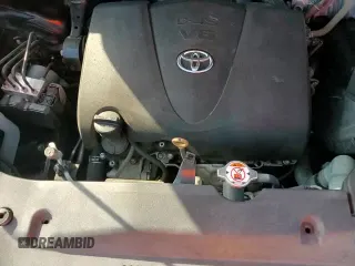 ✅ 2018 Toyota Highlander LE • VIN: 5TDZZRFH9JS240550 • Lot: 93536895. Listed on Copart with 119,860 mi. Free auction sales archive from the USA and detailed vehicle history report at DreamBid. Image 14.