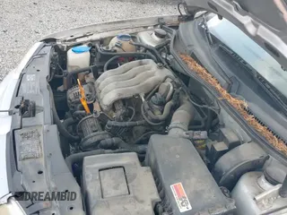 ✅ 2004 Volkswagen Golf GLS • VIN: 9BWGL61J244014499 • Лот: 42807372. Опубликован ранее на IAAI с пробегом 246 191 миль. Бесплатный доступ к архиву аукционных продаж из США и подробный отчёт об истории автомобиля на DreamBid. Изображение 19.